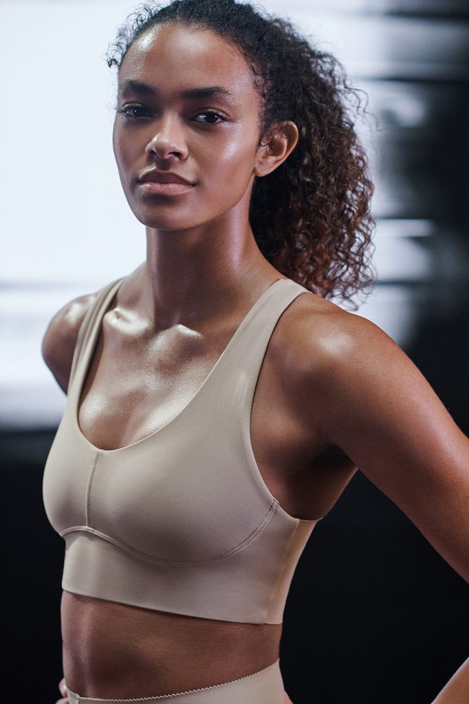 Oysho presenta su nueva colección Compressive Collecction, pensada y diseñada para los deportes de medio y alto impacto